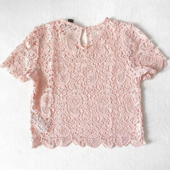 CROCHET Cropped Top - Picture 5 of 8